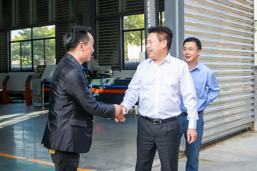 肇庆市副市长陈家添莅临海富纳巡查调研 肇庆市副市长陈家添莅临海富纳巡查调研